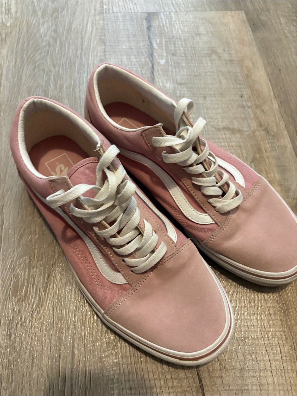 Vans Mens Low-Top Pink Canvas Sneakers with White Stripe